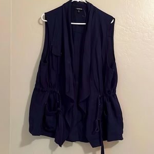 Torrid 2 navy blue utility vest with a cinched waist in